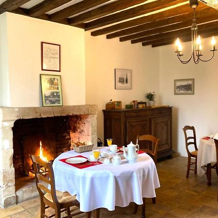 Le Moulin De Pasnel Acomodação com café da manhã Monteaux Exterior foto