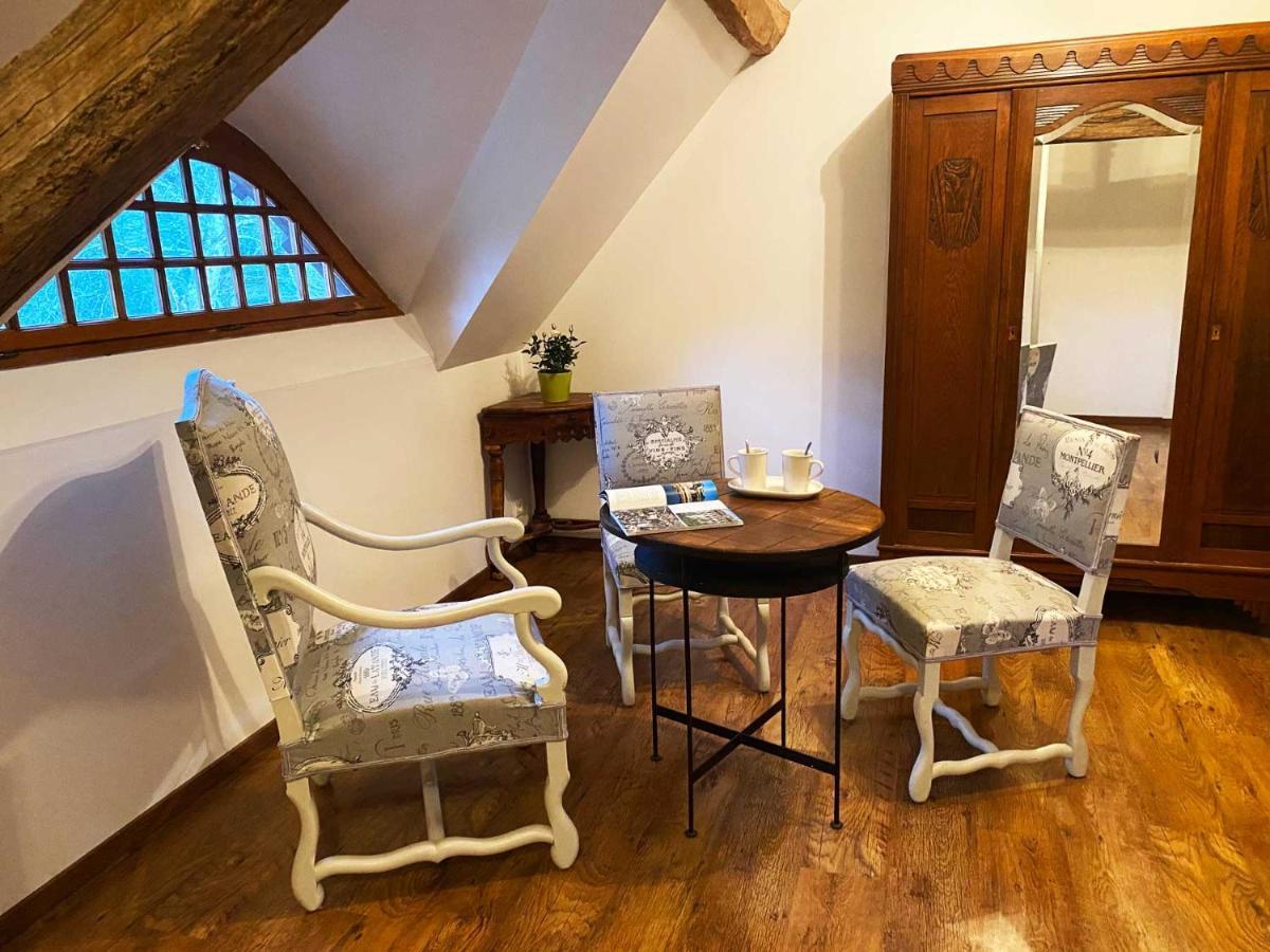 Le Moulin De Pasnel Acomodação com café da manhã Monteaux Exterior foto